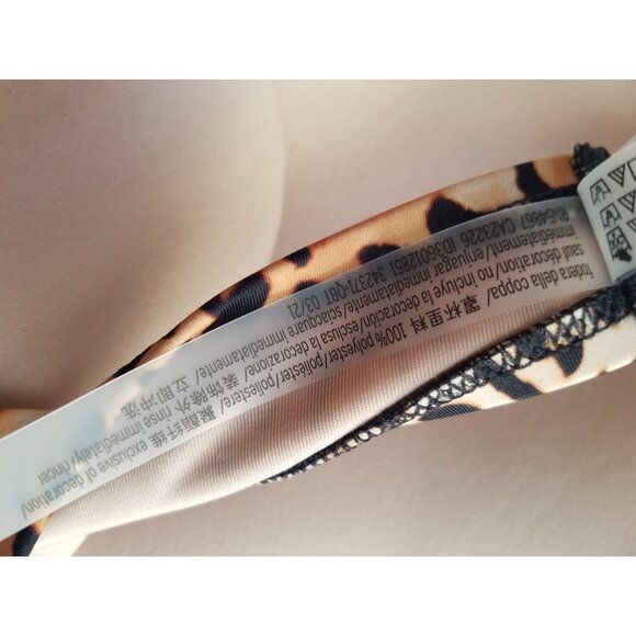 Victoria's Secret Bali Bombshell 38 C - Picture 3 of 6